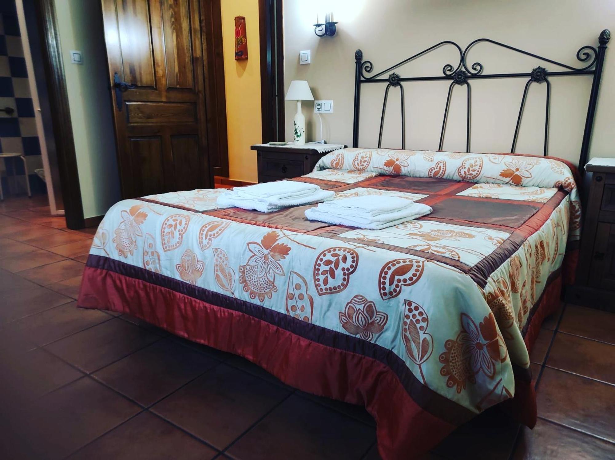Casa Rural Los Olivos Сотосеррано Экстерьер фото